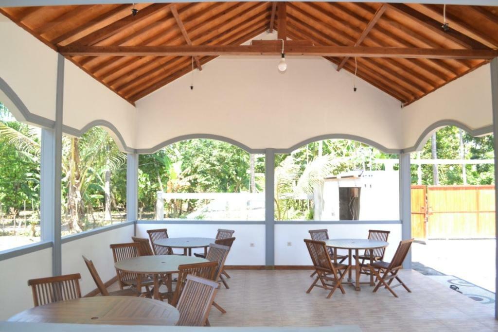 Kondo Villa Labuhan Pandan Экстерьер фото