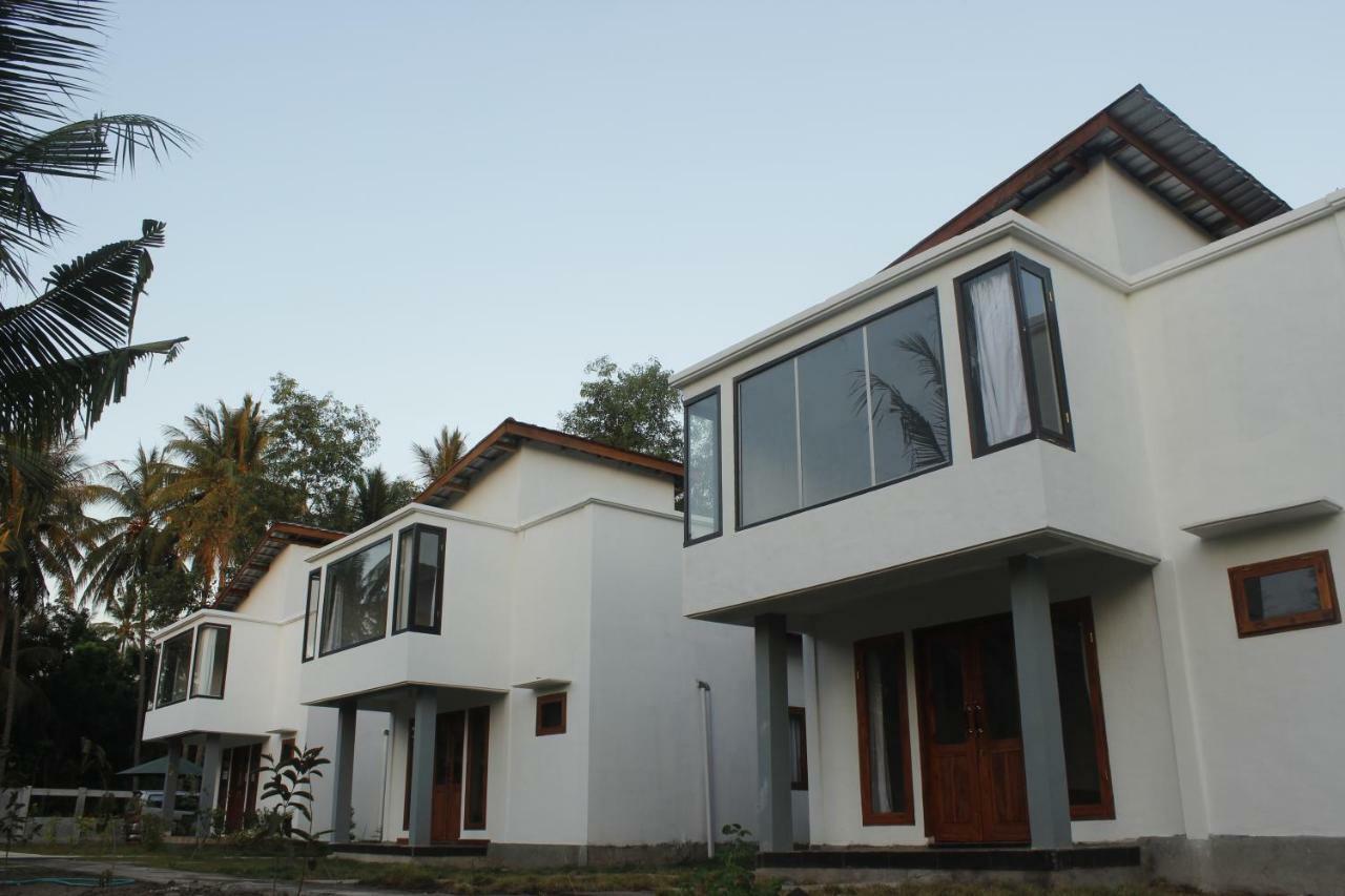 Kondo Villa Labuhan Pandan Экстерьер фото
