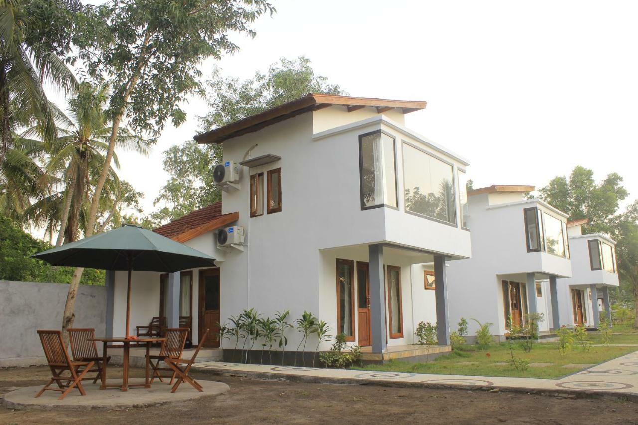 Kondo Villa Labuhan Pandan Экстерьер фото